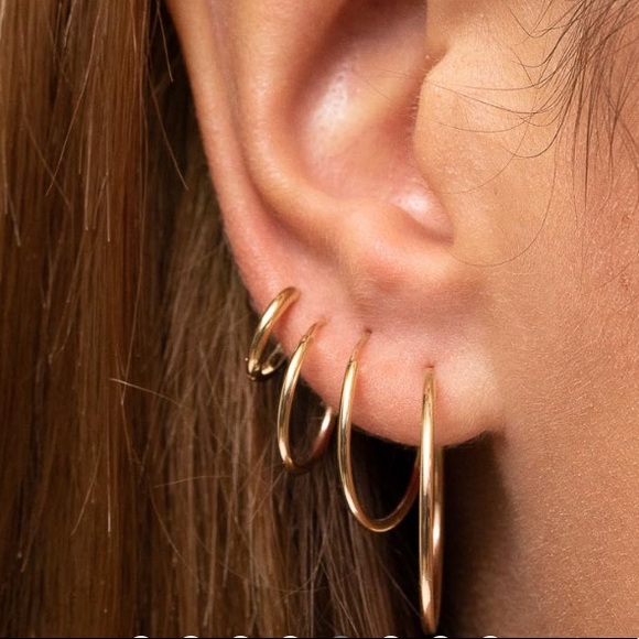 Mejuri Jewelry - 14k gold small hoops NWT